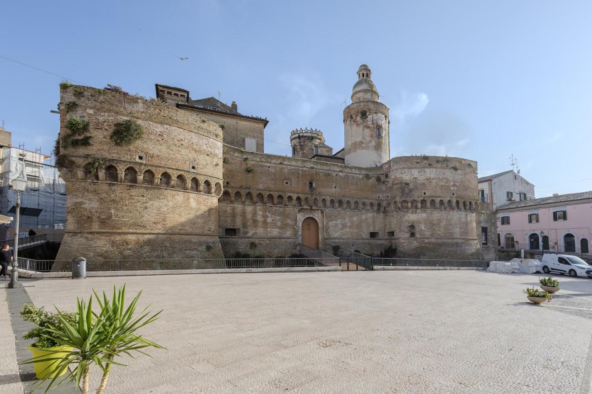 Corso Garibaldi 21 Apartment & Rooms Vasto Exterior photo